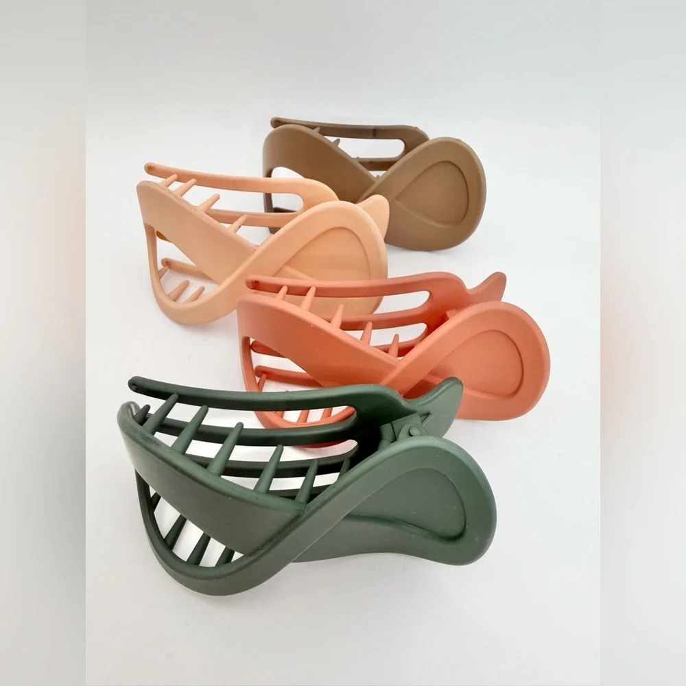 Set of Four Hair Claw Clips in Earth Tones - Picture 4 of 6